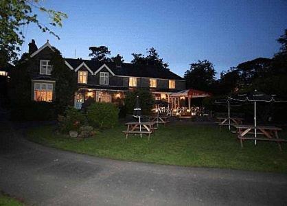 Ty Mawr Hotel 란베드르 외부 사진